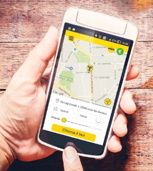 prenotazione taxi online via app - intaxi è l'app per richiedere il taxi nelle maggiori città italiane - creata dai radiotaxi migliori d'italia
